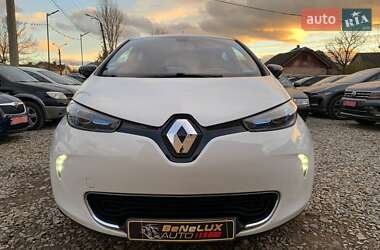 Хетчбек Renault Zoe 2015 в  фото 2 Хетчбек Renault Zoe 2015 в