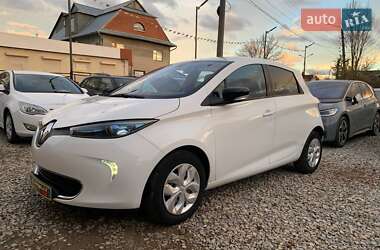 Хетчбек Renault Zoe 2015 в  фото 8 Хетчбек Renault Zoe 2015 в