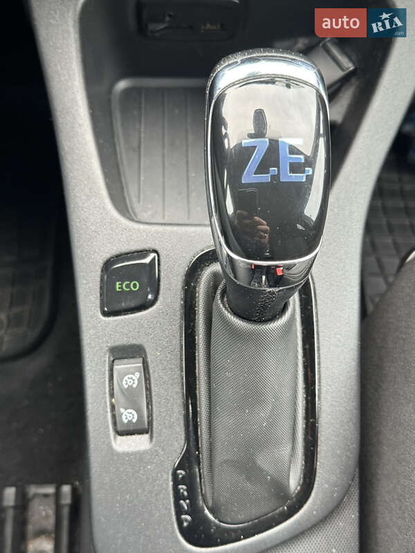 Хэтчбек Renault Zoe 2018 в Кременчуге фото 15 Хэтчбек Renault Zoe 2018 в Кременчуге