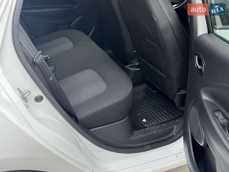 Хэтчбек Renault Zoe 2018 в Кременчуге фото 24 Хэтчбек Renault Zoe 2018 в Кременчуге