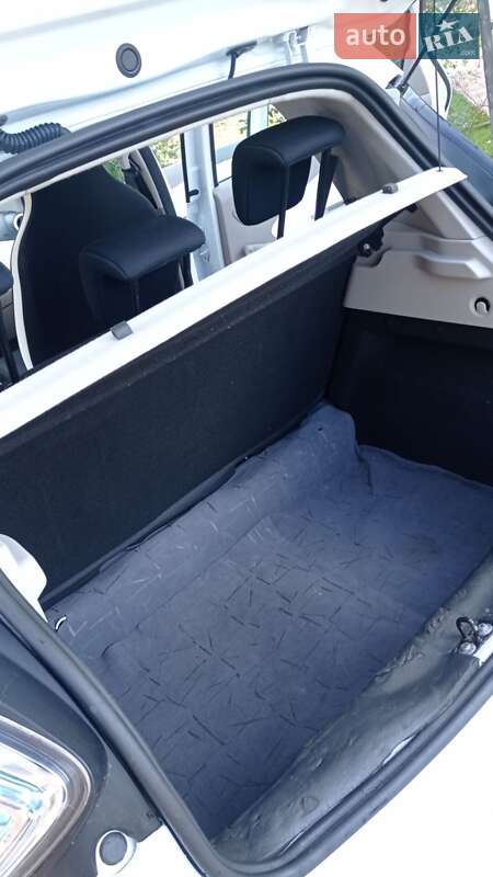 Хетчбек Renault Zoe 2019 в Львові фото 9 Хетчбек Renault Zoe 2019 в Львові