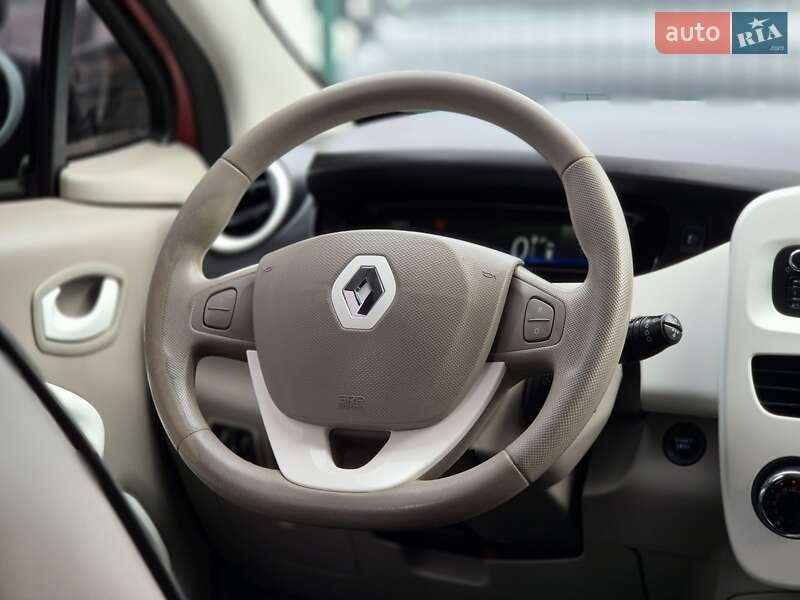 Хетчбек Renault Zoe 2018 в Бердичеві фото 49 Хетчбек Renault Zoe 2018 в Бердичеві