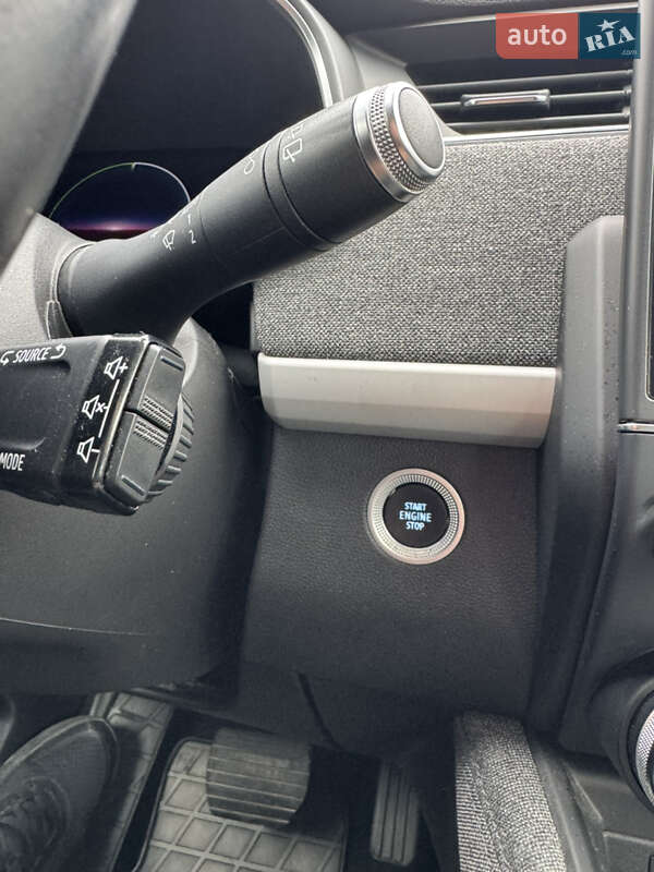 Хэтчбек Renault Zoe 2020 в Луцке фото 27 Хэтчбек Renault Zoe 2020 в Луцке