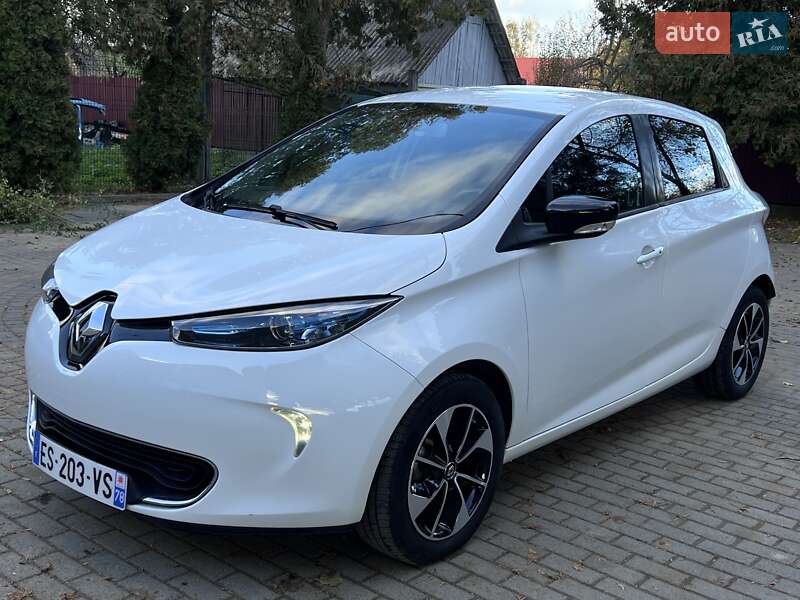 Хетчбек Renault Zoe 2017 в Чернівцях фото Хетчбек Renault Zoe 2017 в Чернівцях