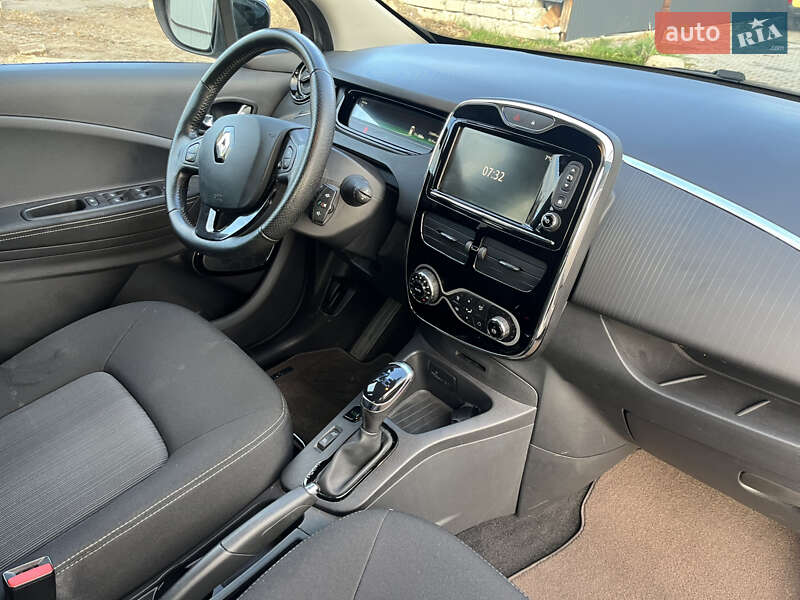 Хэтчбек Renault Zoe 2019 в Дрогобыче фото 27 Хэтчбек Renault Zoe 2019 в Дрогобыче