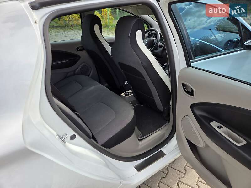Хэтчбек Renault Zoe 2016 в Черновцах фото 12 Хэтчбек Renault Zoe 2016 в Черновцах