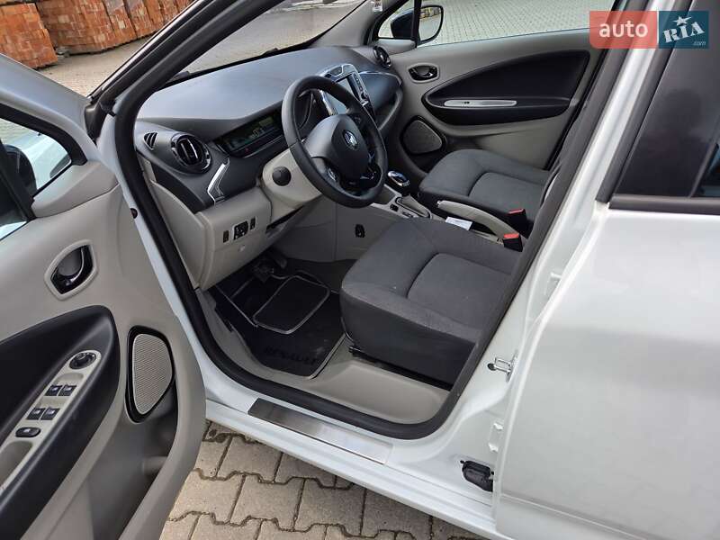 Хэтчбек Renault Zoe 2016 в Черновцах фото 15 Хэтчбек Renault Zoe 2016 в Черновцах