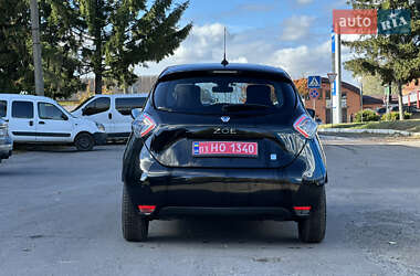 Хетчбек Renault Zoe 2015 в  фото 9 Хетчбек Renault Zoe 2015 в