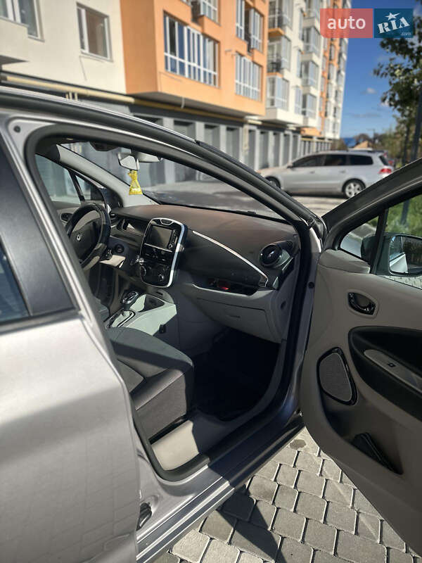 Хетчбек Renault Zoe 2015 в Вінниці