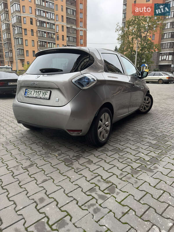 Хэтчбек Renault Zoe 2015 в Хмельницком