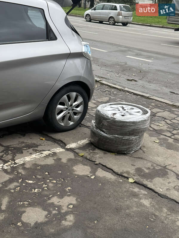 Хэтчбек Renault Zoe 2015 в Хмельницком