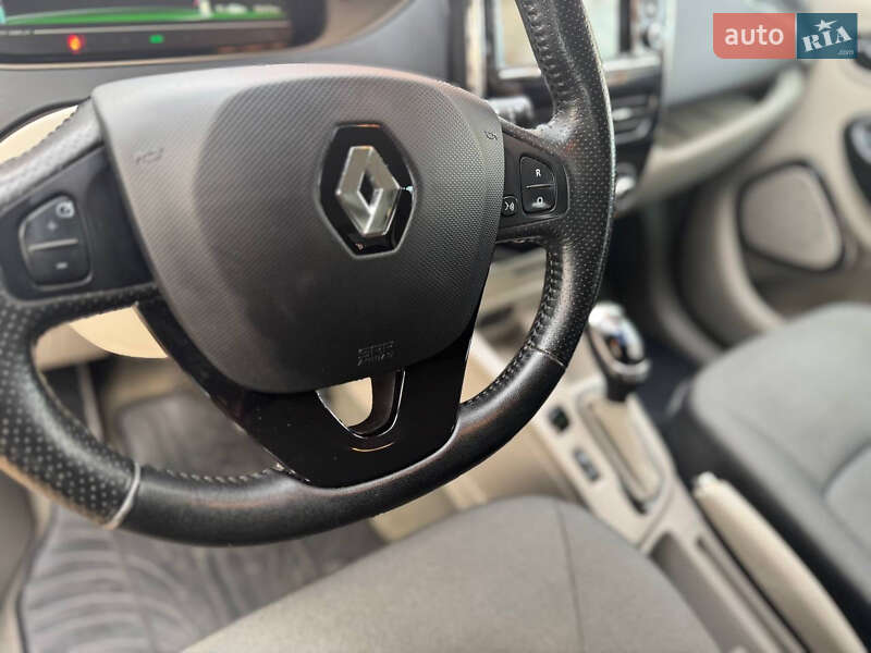 Хетчбек Renault Zoe 2015 в Рівному фото 30 Хетчбек Renault Zoe 2015 в Рівному