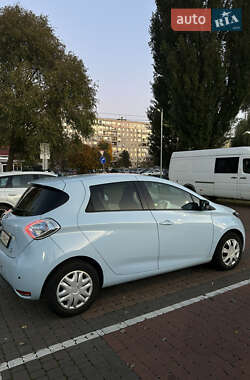 Хэтчбек Renault Zoe 2015 в Киеве