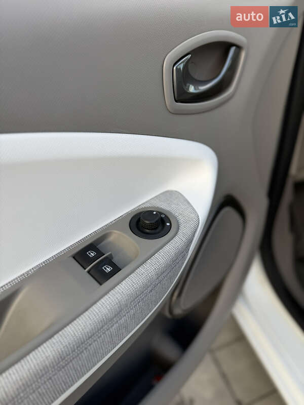 Хетчбек Renault Zoe 2018 в Городку фото 32 Хетчбек Renault Zoe 2018 в Городку