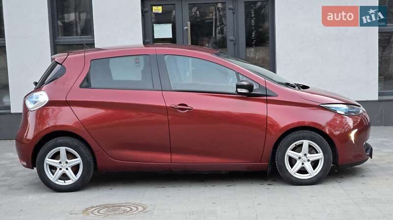 Хэтчбек Renault Zoe 2017 в Львове