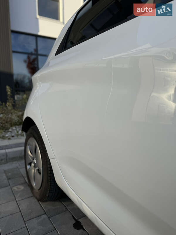 Хетчбек Renault Zoe 2019 в Городку фото 17 Хетчбек Renault Zoe 2019 в Городку