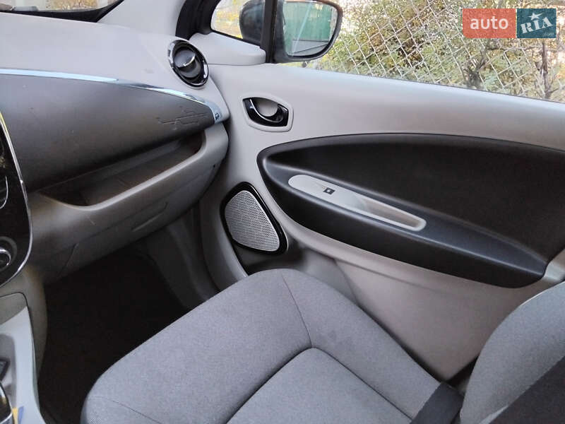 Хэтчбек Renault Zoe 2013 в Киеве
