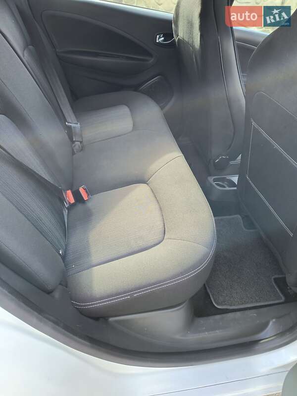 Хетчбек Renault Zoe 2018 в Івано-Франківську фото 15 Хетчбек Renault Zoe 2018 в Івано-Франківську