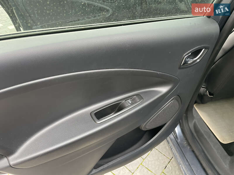 Хэтчбек Renault Zoe 2017 в Тернополе фото 13 Хэтчбек Renault Zoe 2017 в Тернополе