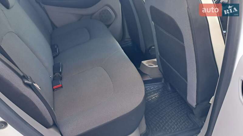 Хетчбек Renault Zoe 2016 в Львові фото 14 Хетчбек Renault Zoe 2016 в Львові