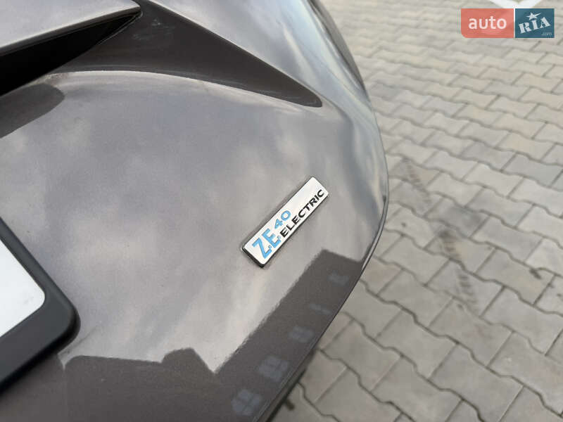 Хэтчбек Renault Zoe 2018 в Дубно