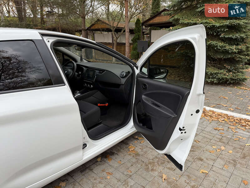 Хэтчбек Renault Zoe 2020 в Дрогобыче фото 13 Хэтчбек Renault Zoe 2020 в Дрогобыче