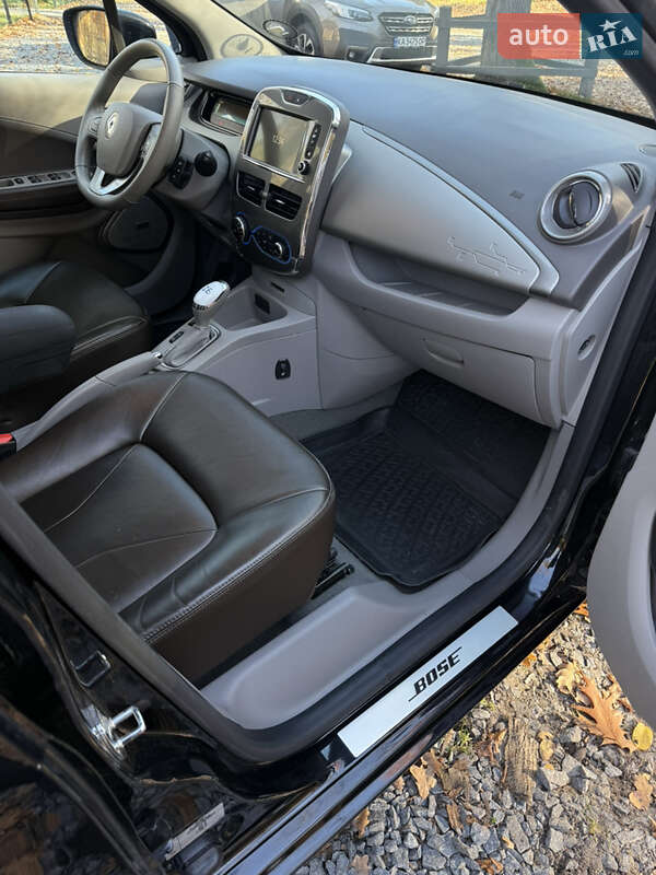 Хэтчбек Renault Zoe 2017 в Бродах фото 23 Хэтчбек Renault Zoe 2017 в Бродах