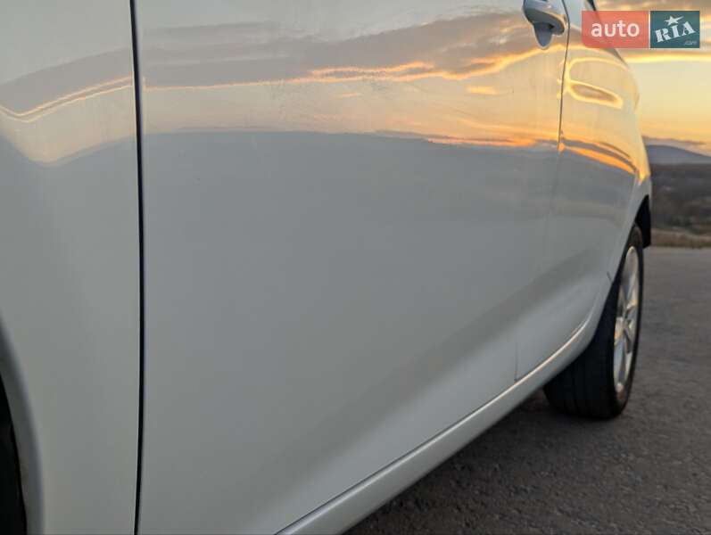 Хэтчбек Renault Zoe 2016 в Дрогобыче