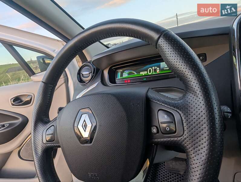 Хэтчбек Renault Zoe 2016 в Дрогобыче