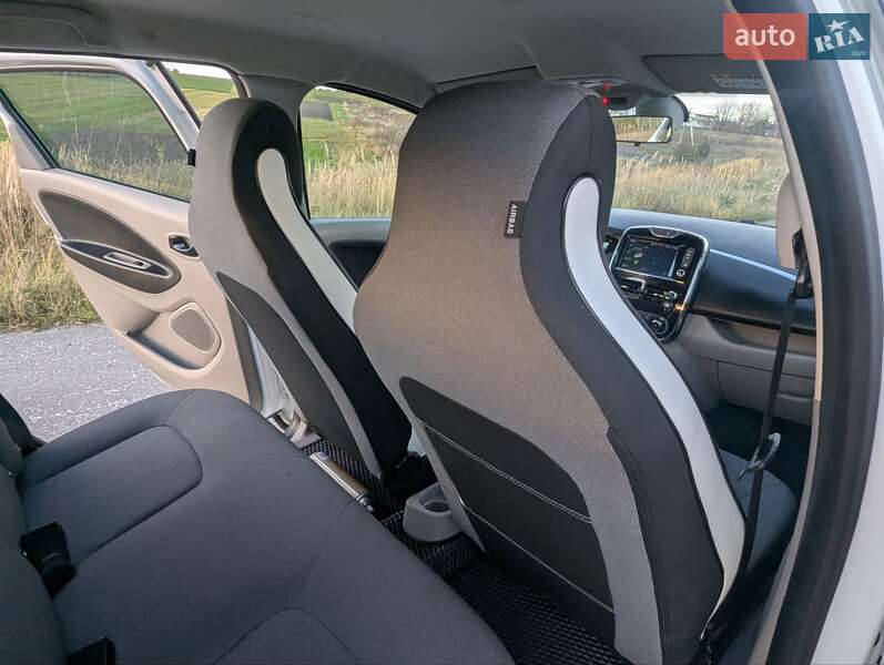Хэтчбек Renault Zoe 2016 в Дрогобыче