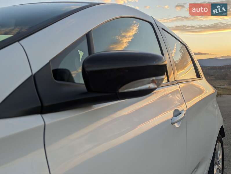 Хэтчбек Renault Zoe 2016 в Дрогобыче