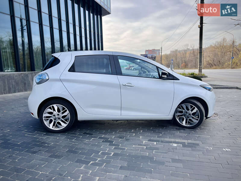 Хэтчбек Renault Zoe 2015 в Тернополе