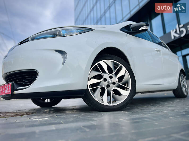 Хэтчбек Renault Zoe 2015 в Тернополе