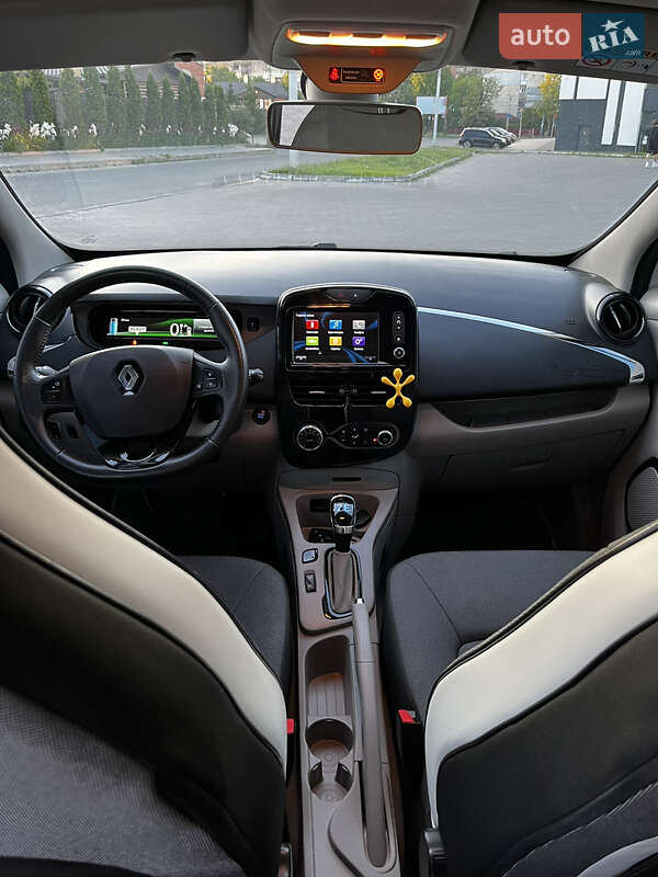 Хетчбек Renault Zoe 2016 в Хмельницькому