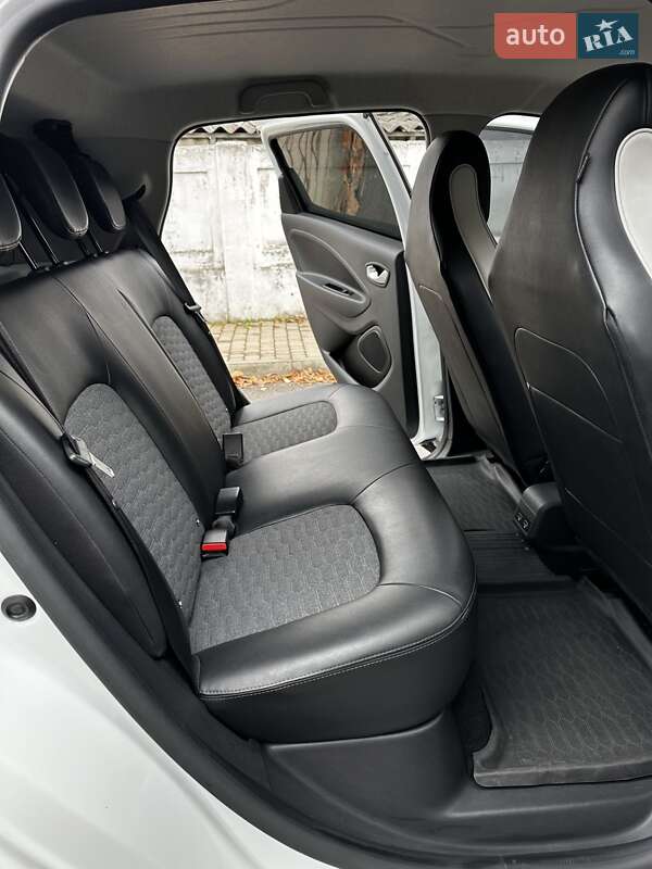 Хэтчбек Renault Zoe 2020 в Мукачево фото 18 Хэтчбек Renault Zoe 2020 в Мукачево