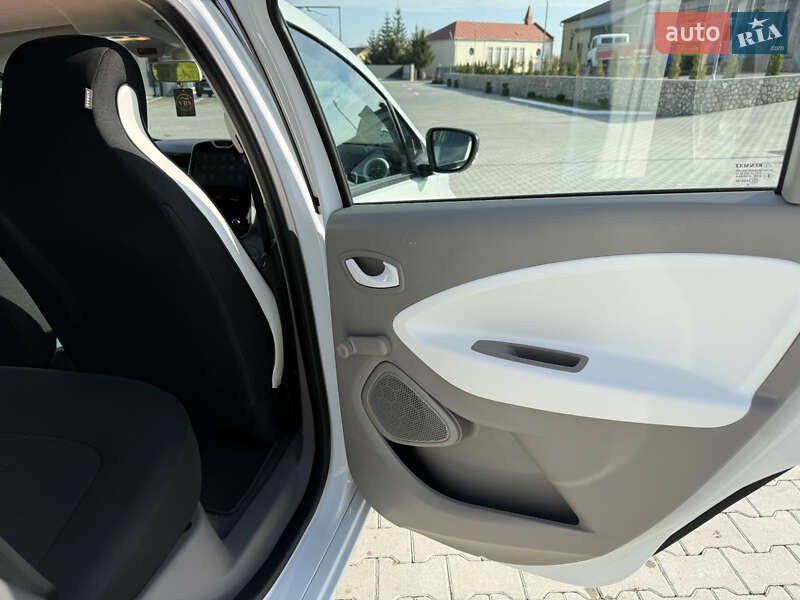 Хэтчбек Renault Zoe 2018 в Волочиске фото 17 Хэтчбек Renault Zoe 2018 в Волочиске