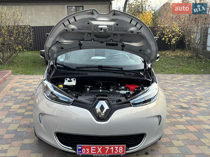 Хэтчбек Renault Zoe 2018 в Дубно