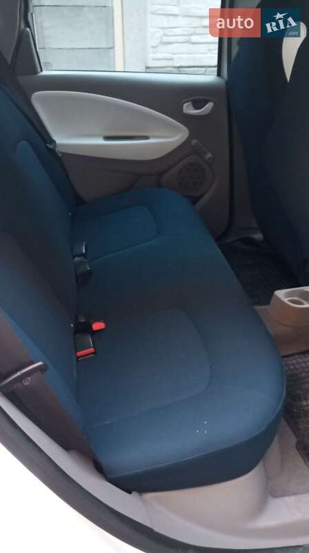 Хэтчбек Renault Zoe 2013 в Ровно фото 7 Хэтчбек Renault Zoe 2013 в Ровно