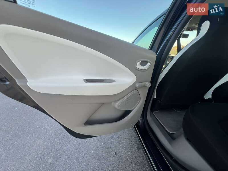 Хетчбек Renault Zoe 2017 в Демидівці