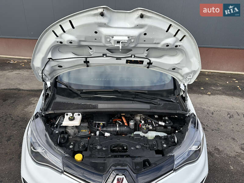 Хэтчбек Renault Zoe 2020 в Долине