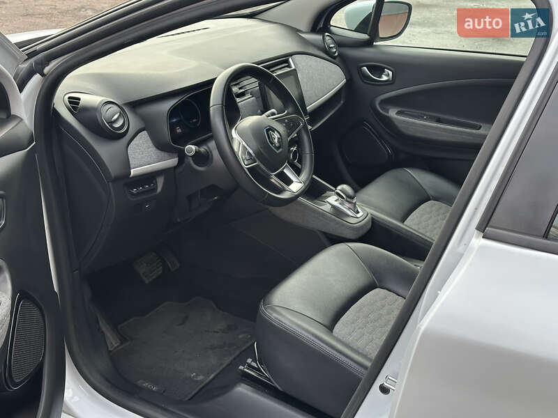 Хэтчбек Renault Zoe 2020 в Долине