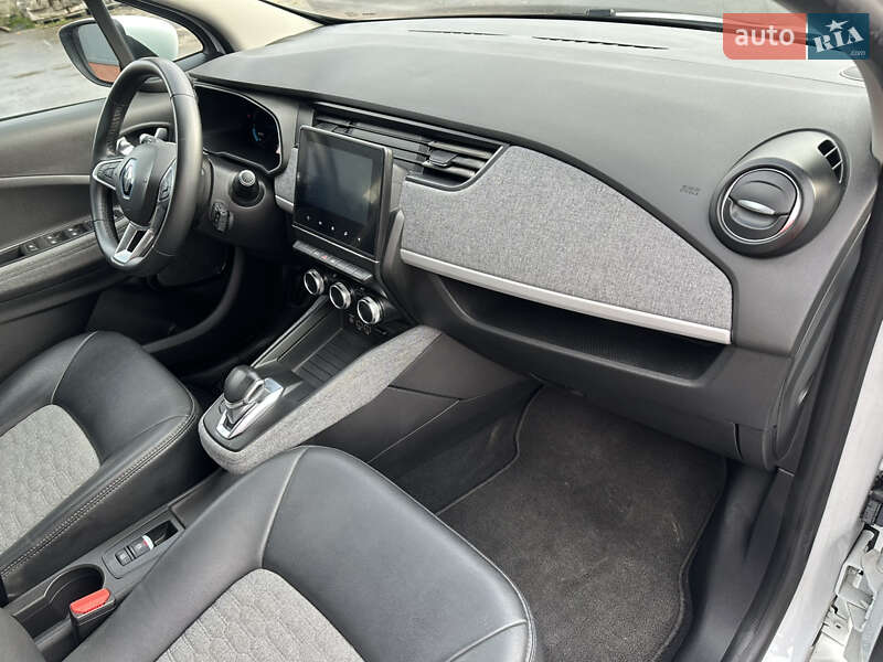 Хэтчбек Renault Zoe 2020 в Долине