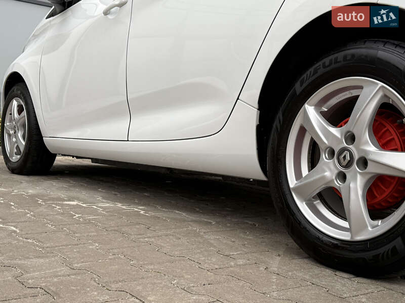 Хетчбек Renault Zoe 2018 в Тернополі фото 30 Хетчбек Renault Zoe 2018 в Тернополі