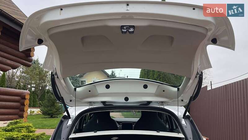 Хетчбек Renault Zoe 2021 в Києві фото 26 Хетчбек Renault Zoe 2021 в Києві