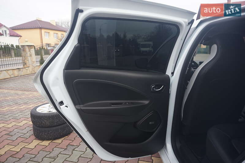 Хэтчбек Renault Zoe 2020 в Самборе