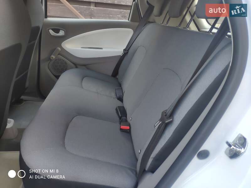 Хэтчбек Renault Zoe 2017 в Львове