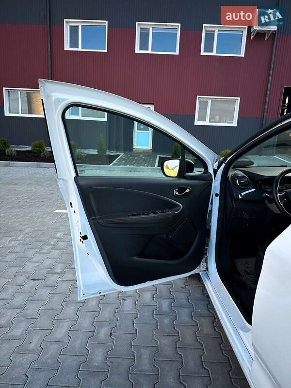 Хетчбек Renault Zoe 2017 в Дубні