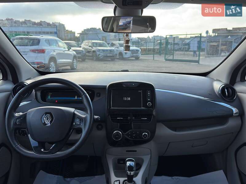 Хэтчбек Renault Zoe 2016 в Львове
