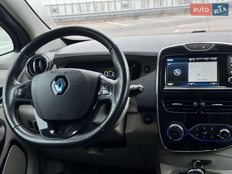 Хэтчбек Renault Zoe 2013 в Киеве фото 22 Хэтчбек Renault Zoe 2013 в Киеве