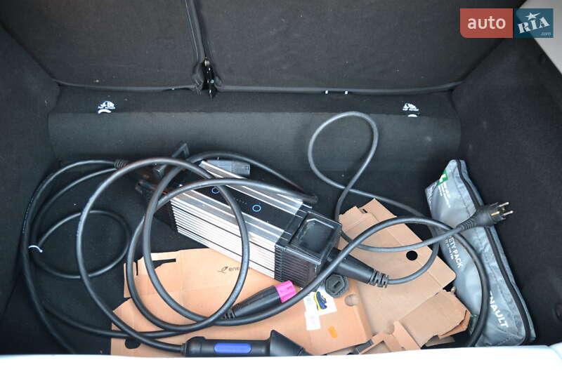 Хетчбек Renault Zoe 2021 в Луцьку фото 19 Хетчбек Renault Zoe 2021 в Луцьку